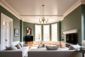 From Surface to Finish: How London Decorators Transform Walls, Ceilings and Woodwork